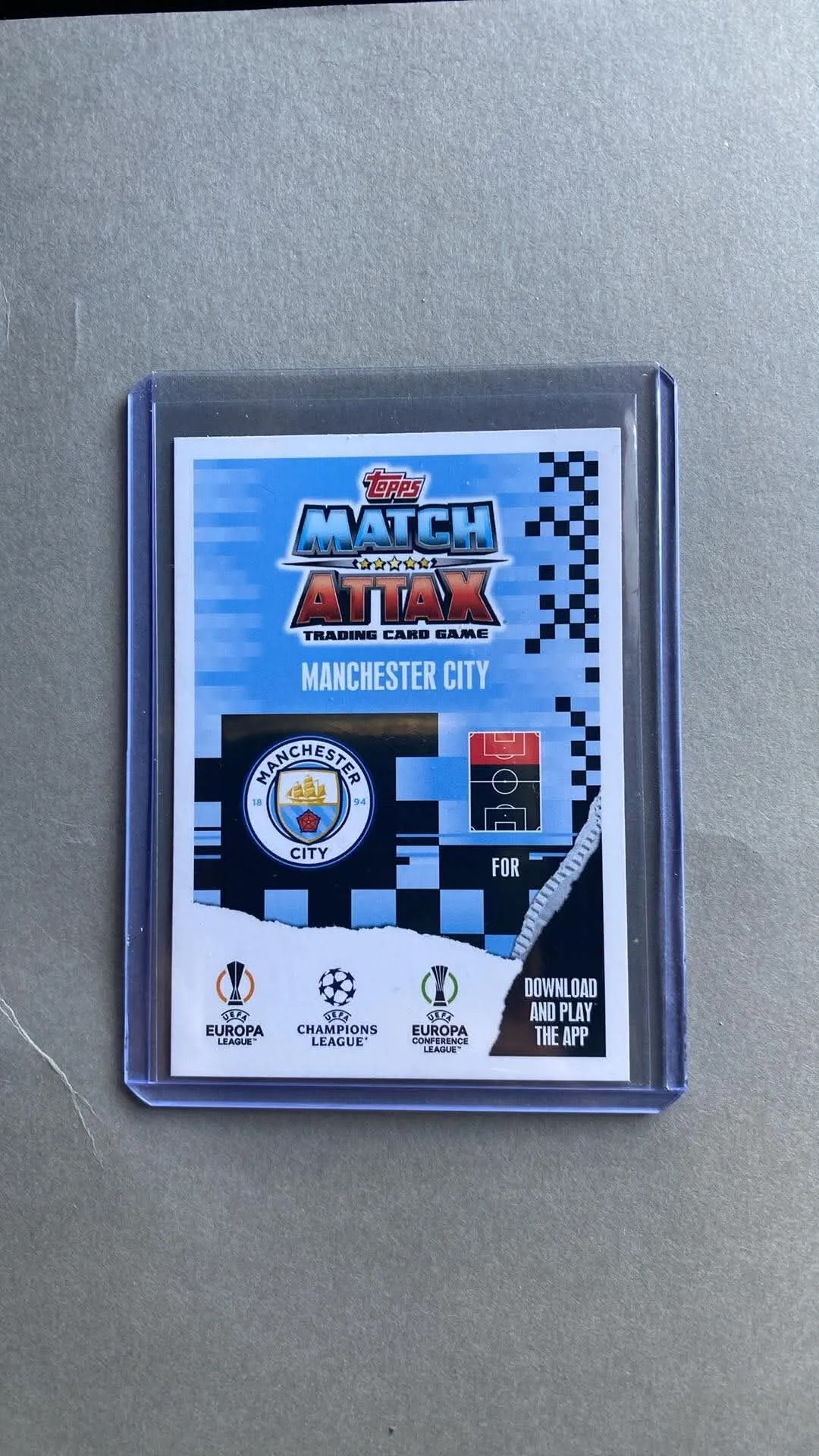 Topps Match Attax fodbold samlekort med Erling Haaland i beskyttelseslomme – billede 2