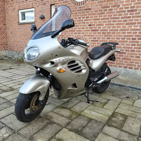 triumph trophy 900 – billede 2